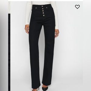 Brand new, never worn! So cute. Just don’t fit me. Can send pics of the them.